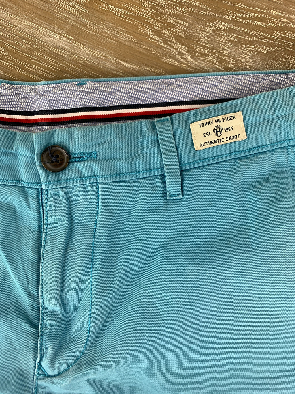 Tommy Hilfiger - Taille 42