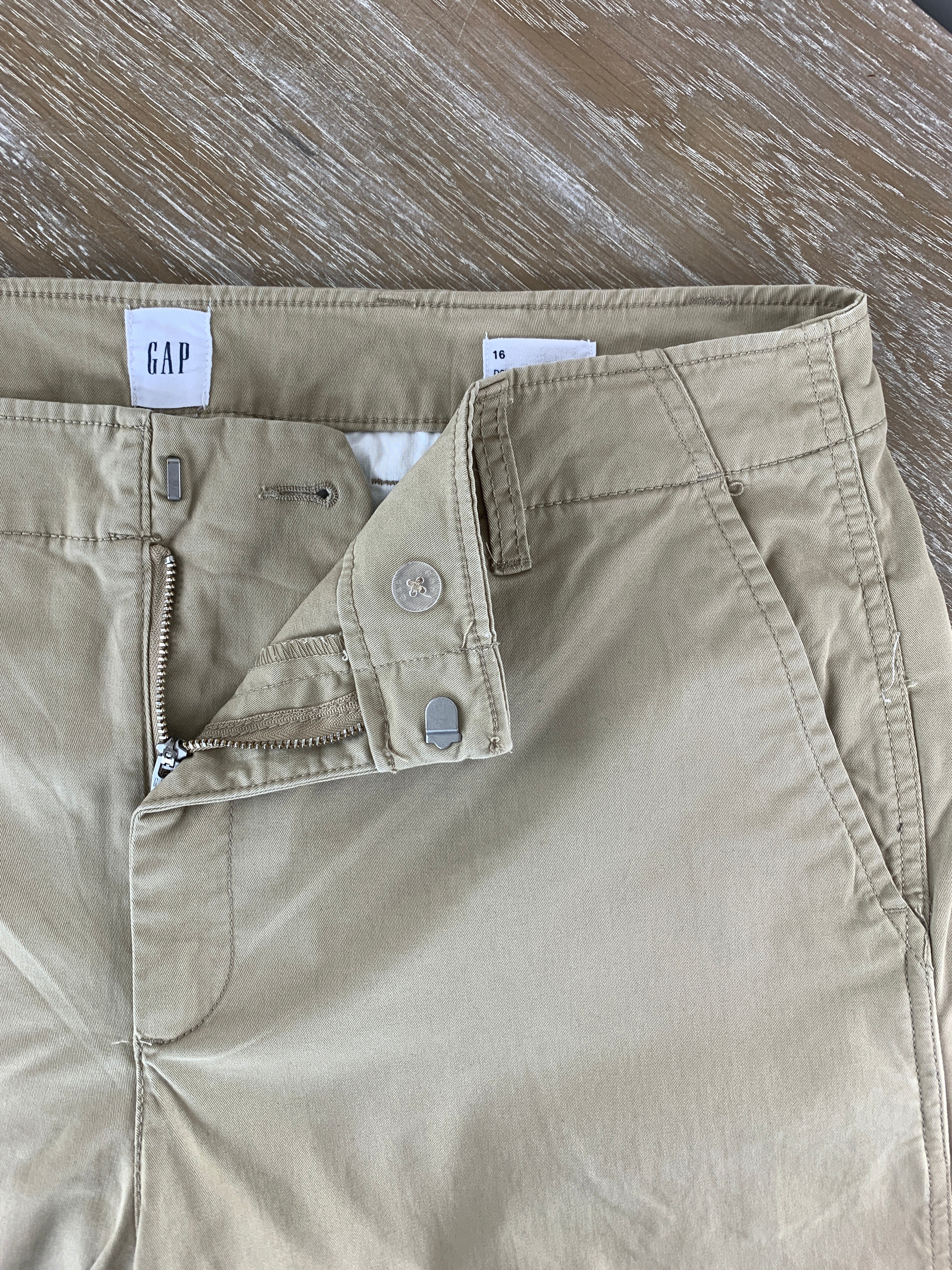 Gap - Taille 44