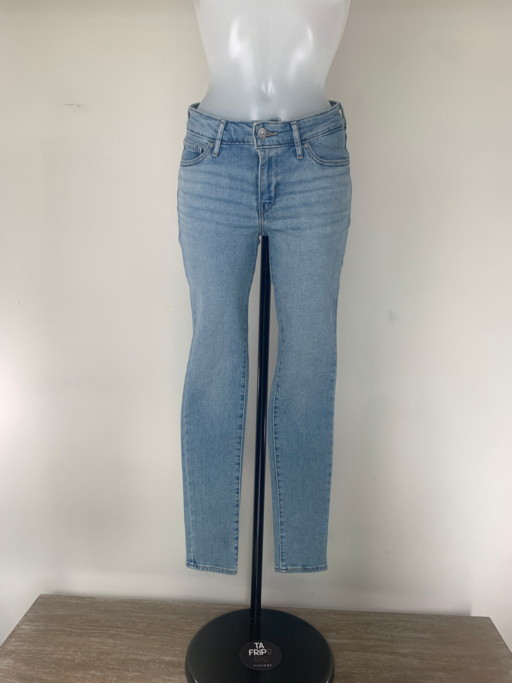 Levis 711 - taille W26L30