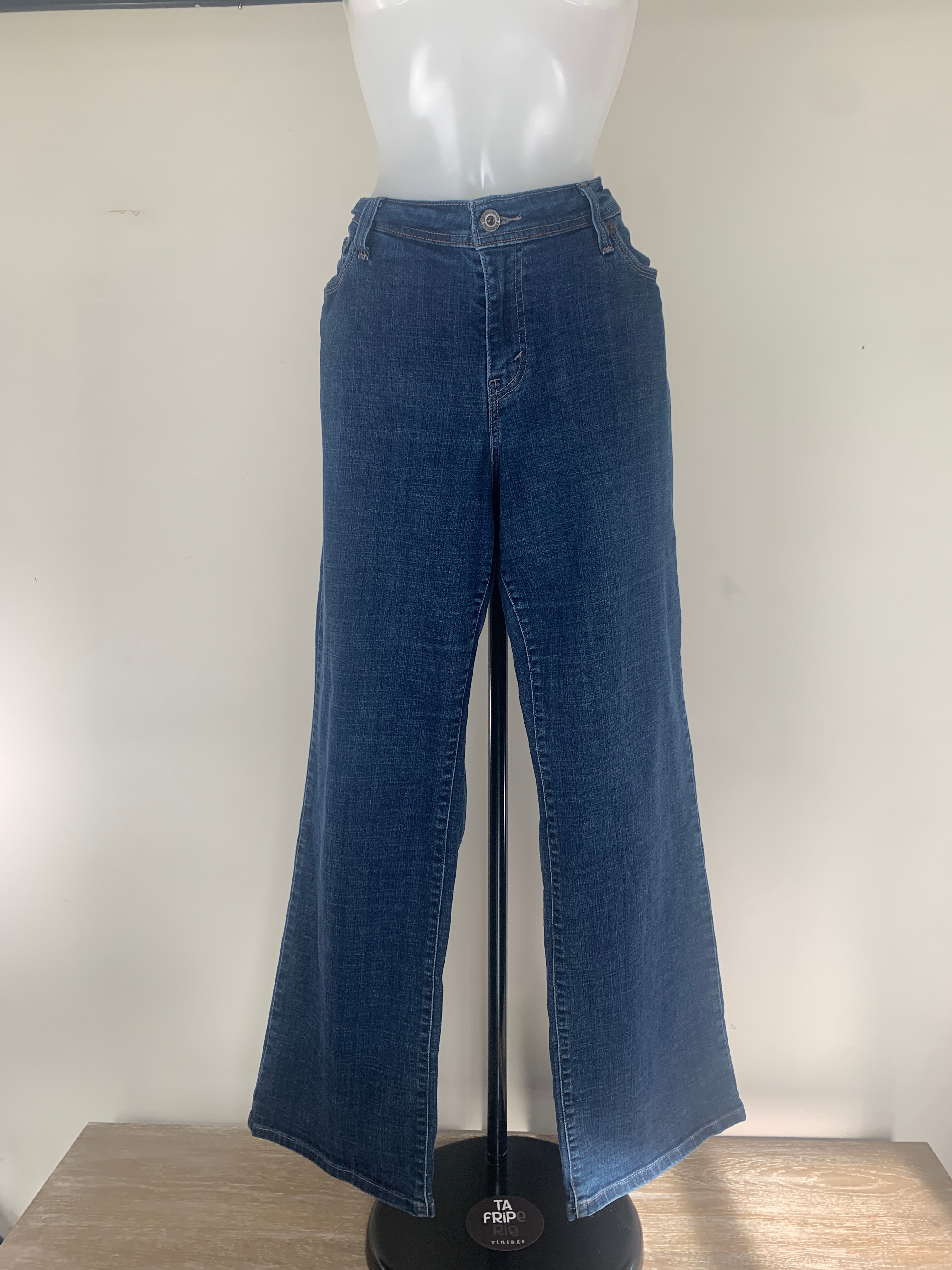 Levis - taille W34L34