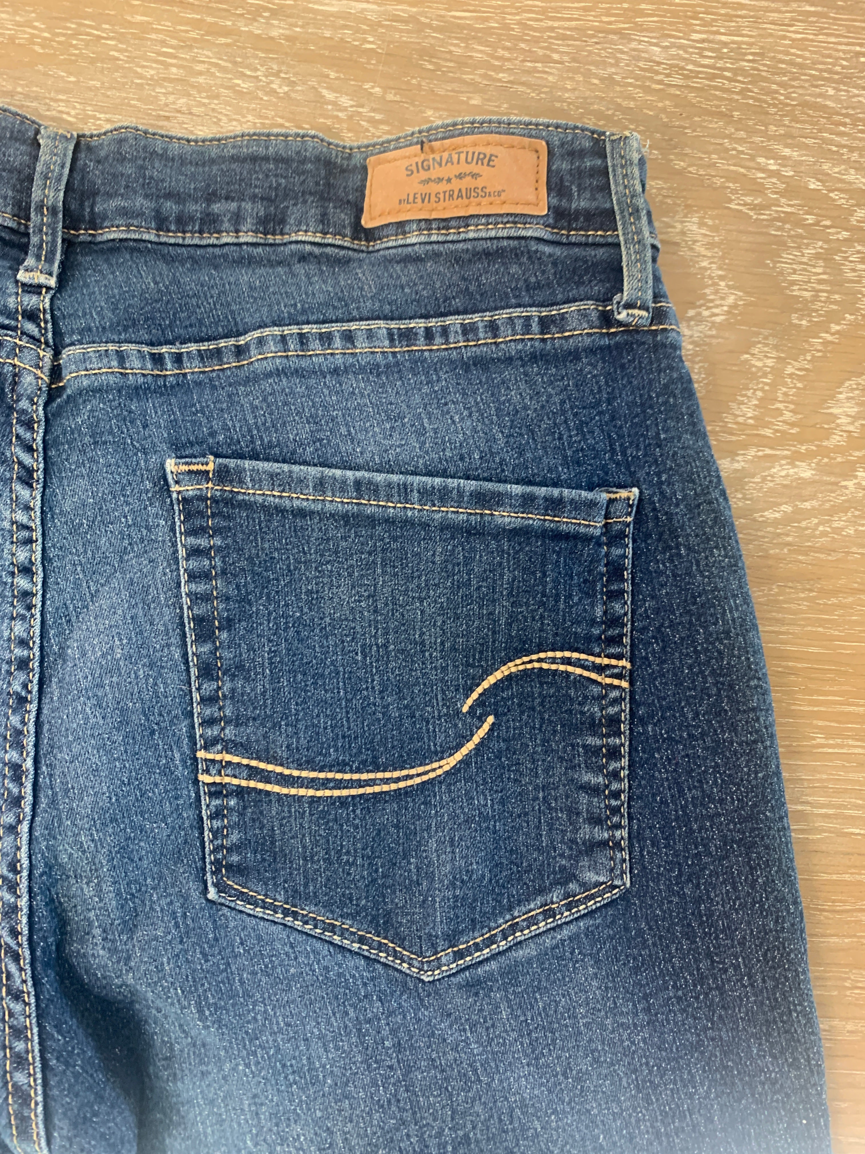 Levis signature - taille W30L34