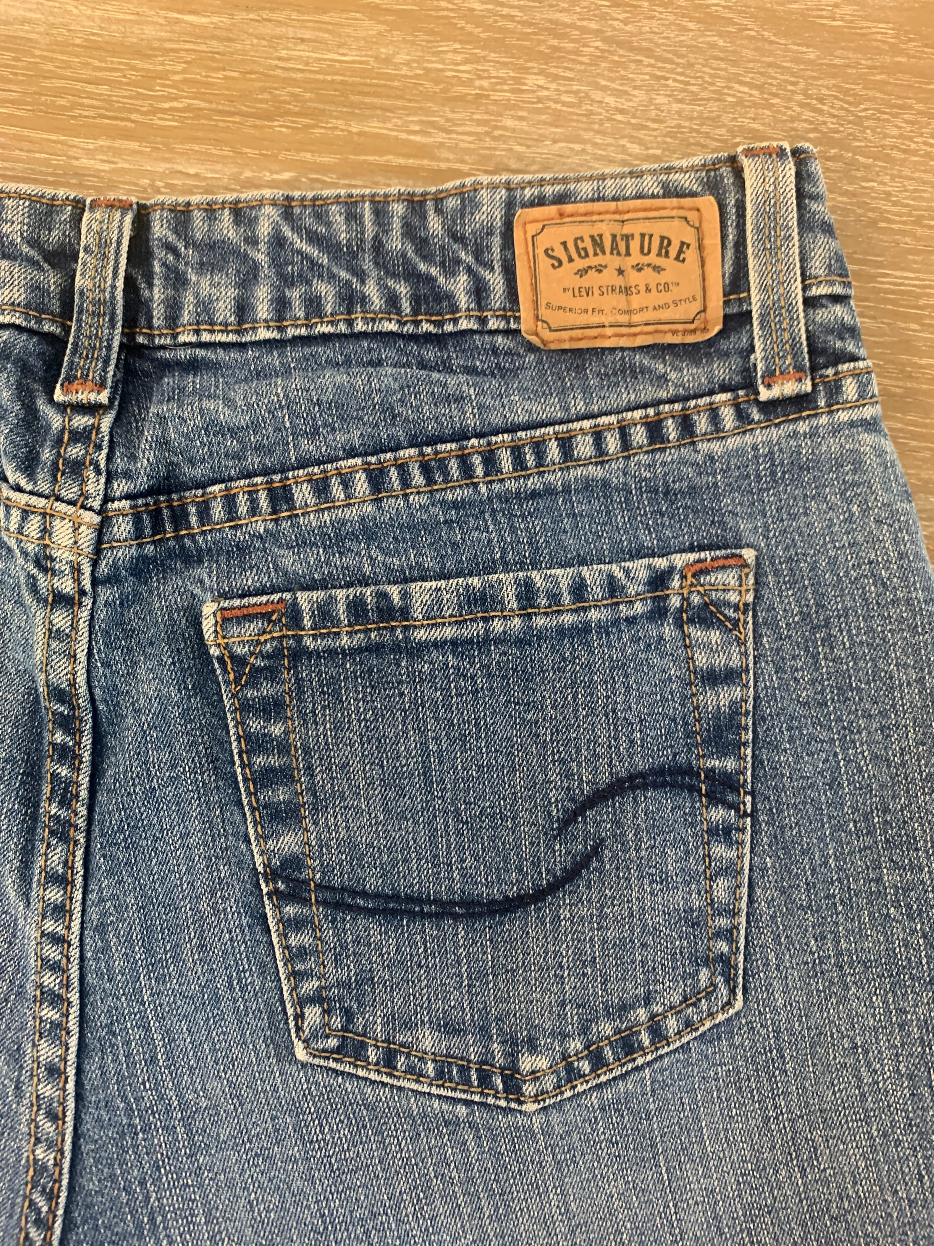 Levis signature - taille W26L36